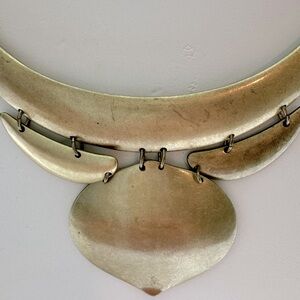 Metal Lightweight Vintage Necklace